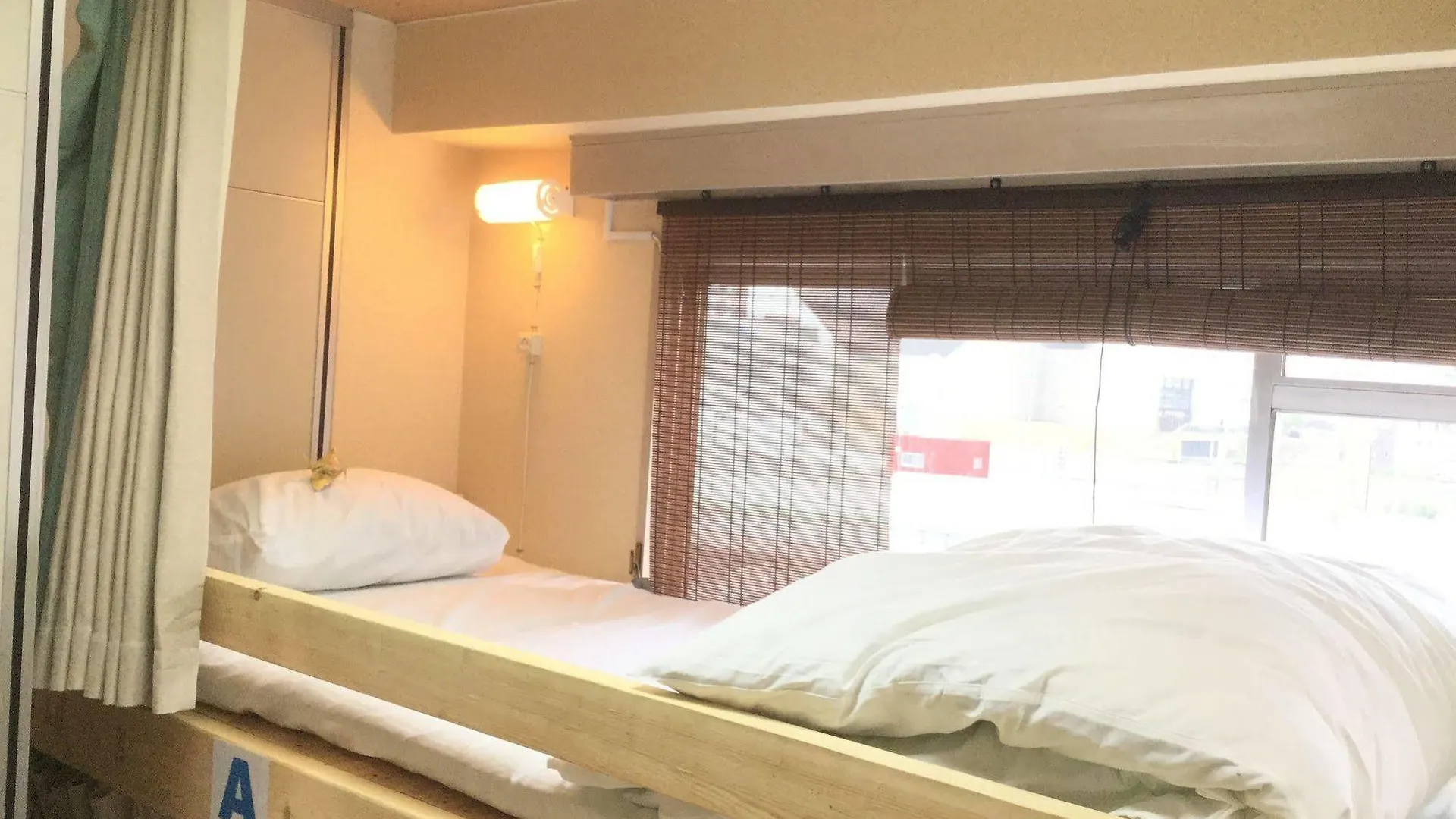 Guest House B'S Fiveⅱ Osaka Hostel