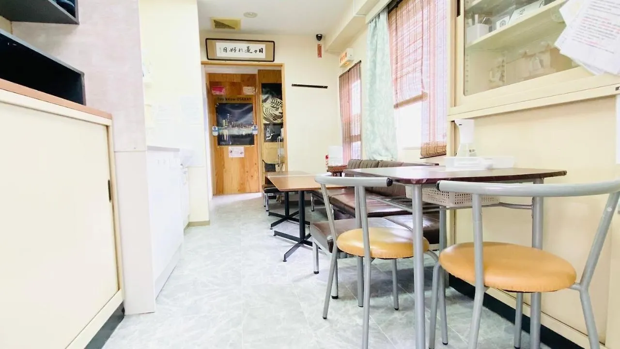Guest House B'S Five Osaka 0*,
