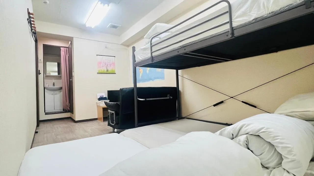 Guest House B'S Five Osaka 0*,  Japan